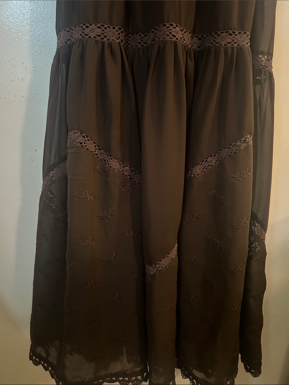 Brown Lace-Trim Pinafore Dress - Picture 4 of 4